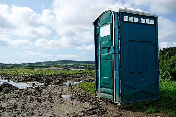Best Deluxe Portable Toilet Rental  in New Cordell, OK
